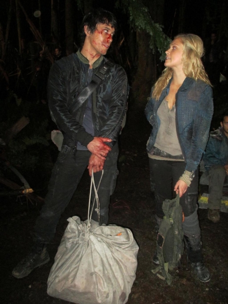 The 100 Behind the Scenes-107
