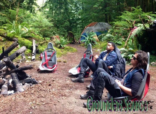 The 100 Behind the Scenes-83
