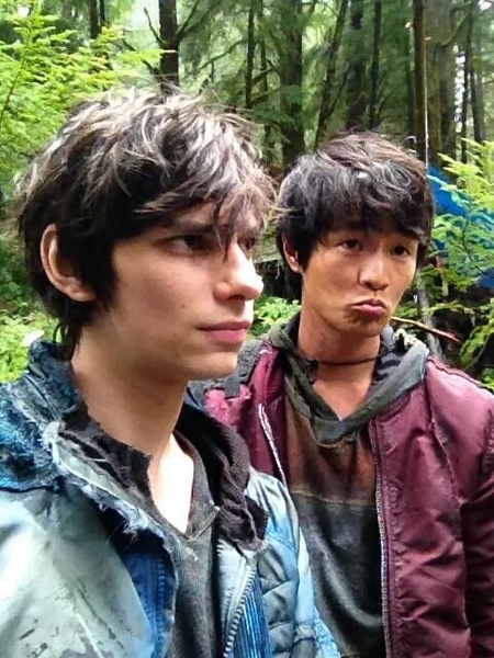 The 100 Behind the Scenes-74
