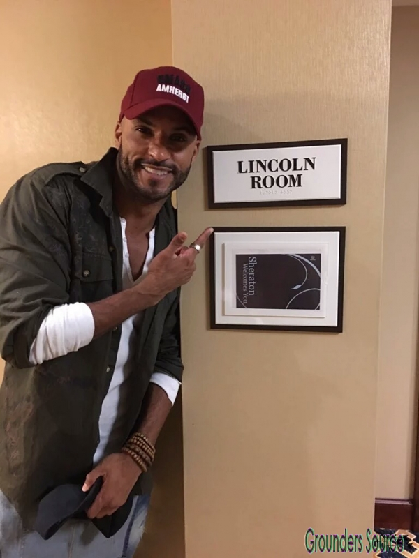 Social Media Twitter Ricky Whittle-14
