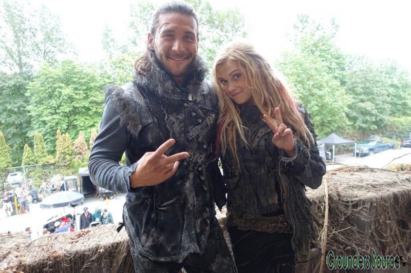 The 100 Season Three Behind the Scenes-160

