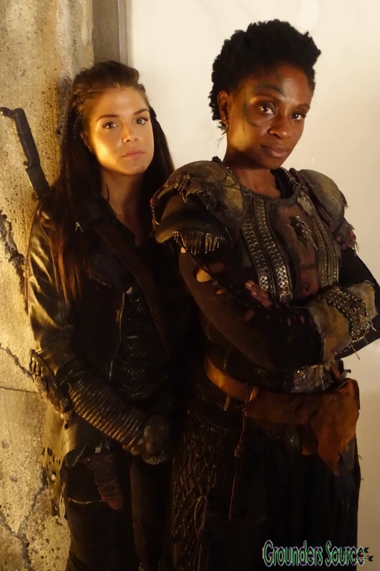 The 100 Season Three Behind the Scenes-140
