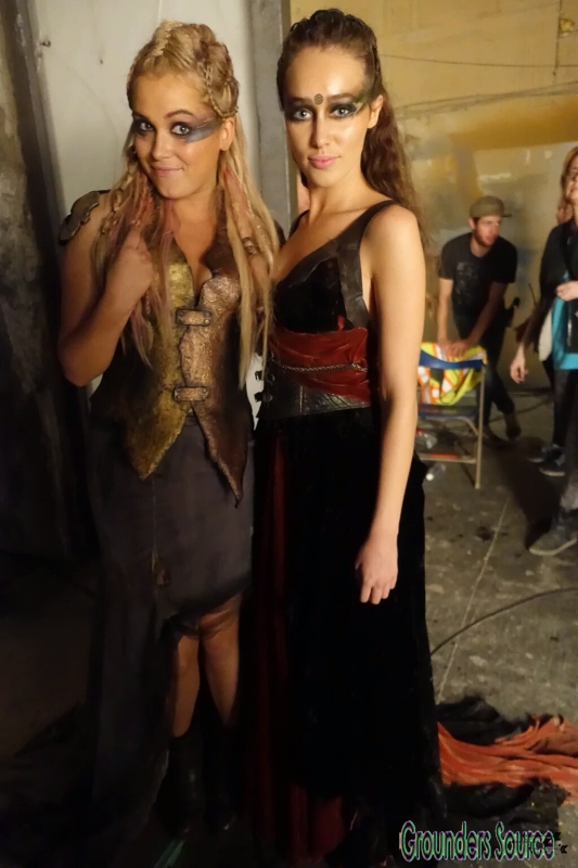 The 100 Season Three Behind the Scenes-88
