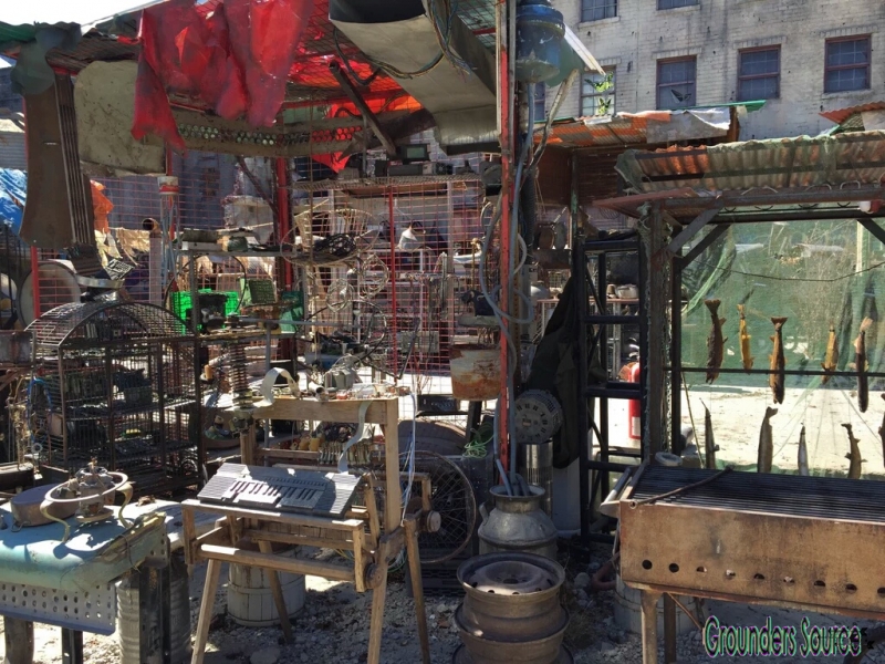The 100 Season Three Behind the Scenes-87
