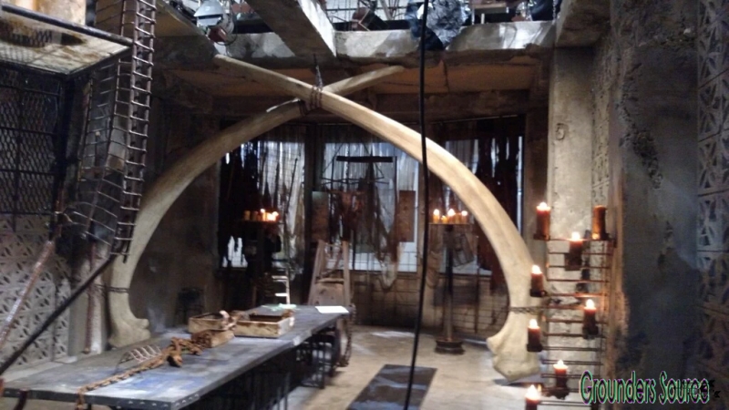 The 100 Season Three Behind the Scenes-65
