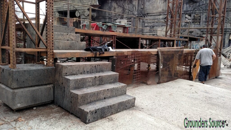 The 100 Season Three Behind the Scenes-53
