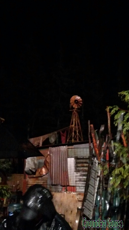 The 100 Season Three Behind the Scenes-31
