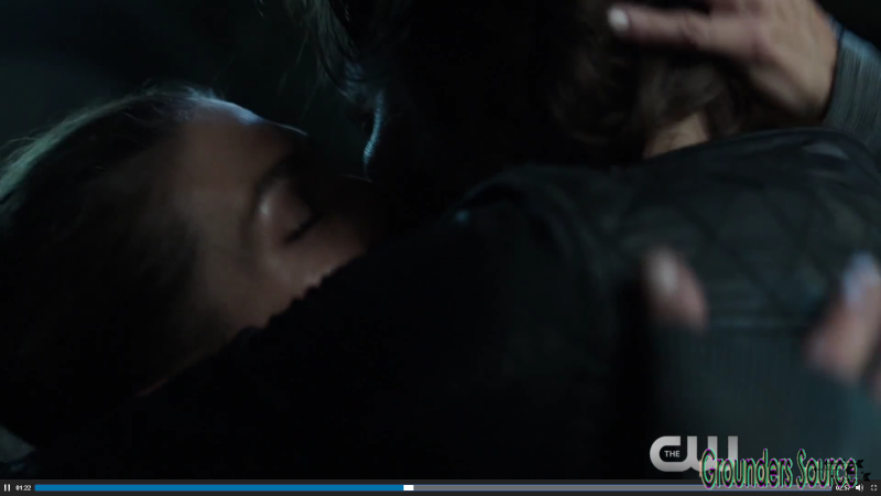 The 100 Season Three Extended Trailer -125
