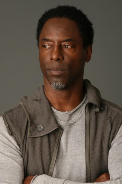 Wardrobe The 100-25
