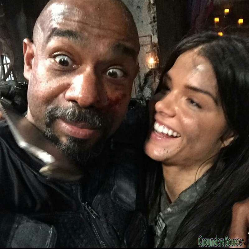 The 100 Season Three Behind the Scenes-1
