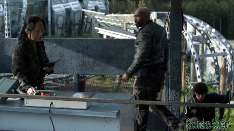 The 100 Season Three Episode Eight Terms and Conditions-2985
