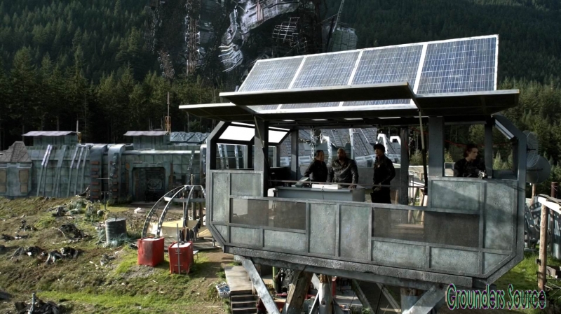The 100 Season Three Episode Eight Terms and Conditions-2958
