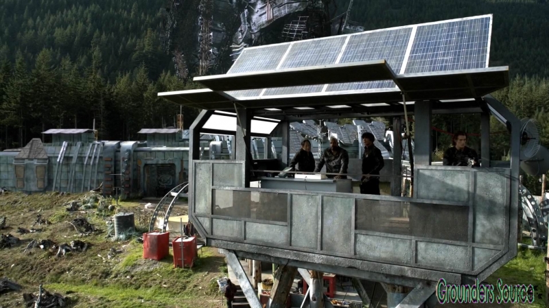 The 100 Season Three Episode Eight Terms and Conditions-2956
