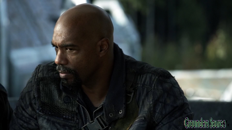 The 100 Season Three Episode Eight Terms and Conditions-2925
