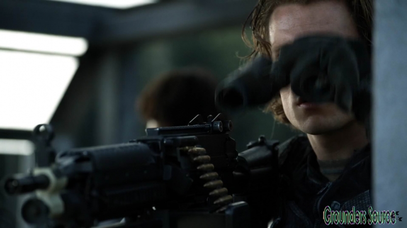 The 100 Season Three Episode Eight Terms and Conditions-2920
