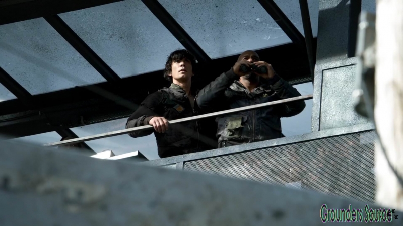 The 100 Season Three Episode Eight Terms and Conditions-2906
