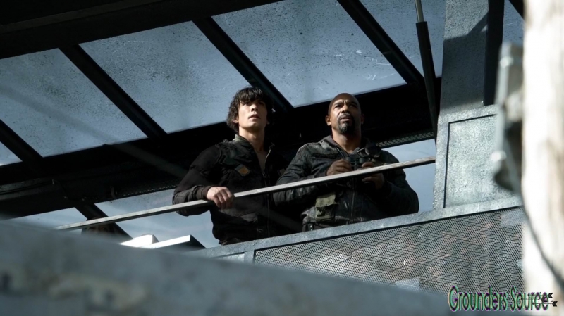 The 100 Season Three Episode Eight Terms and Conditions-2901
