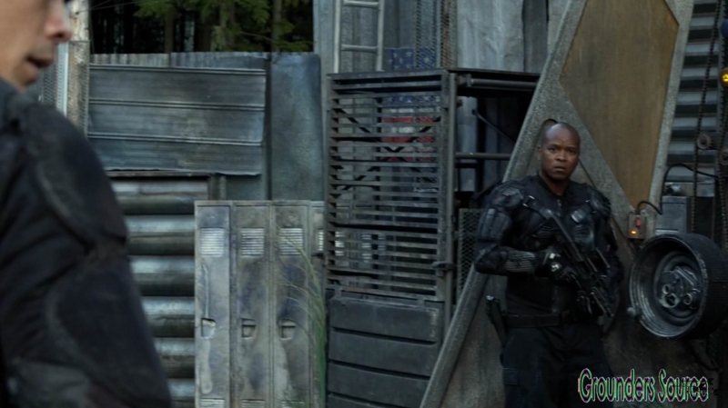 The 100 Season Three Episode Eight Terms and Conditions-2882
