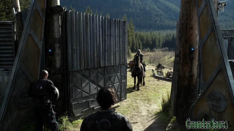 The 100 Season Three Episode Eight Terms and Conditions-2869
