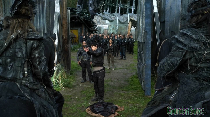 The 100 Season Three Episode Eight Terms and Conditions-2753

