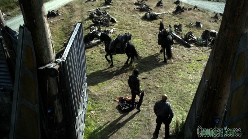 The 100 Season Three Episode Eight Terms and Conditions-2749
