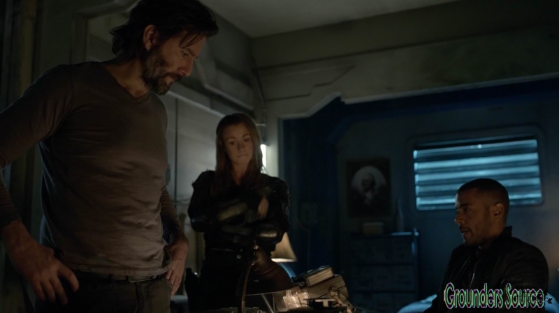 The 100 Season Three Episode Eight Terms and Conditions-2508
