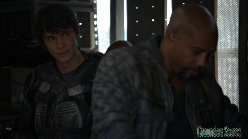 The 100 Season Three Episode Eight Terms and Conditions-2383
