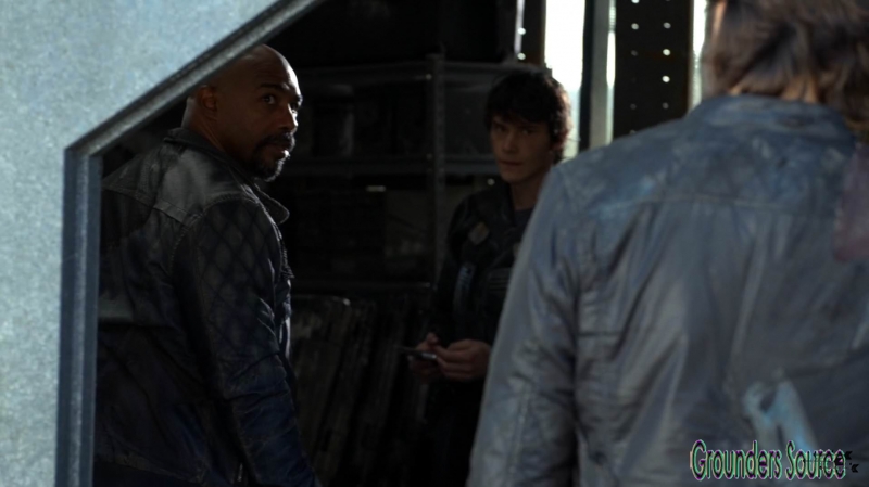The 100 Season Three Episode Eight Terms and Conditions-2367
