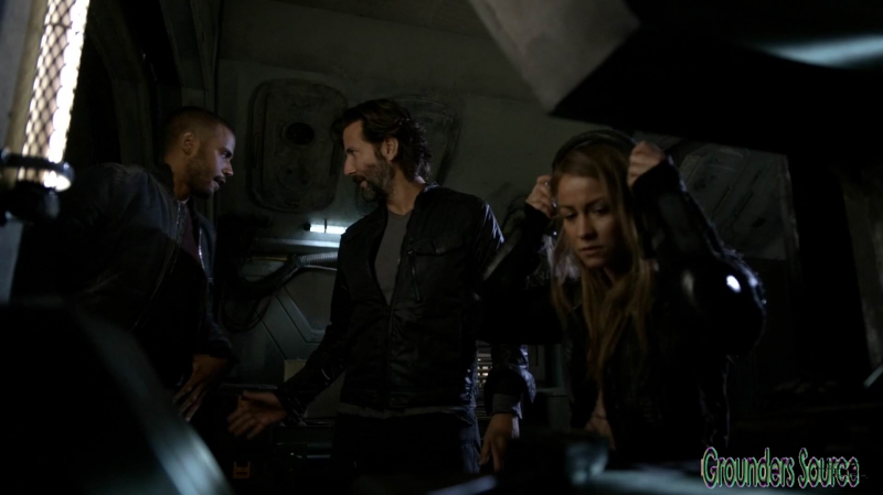 The 100 Season Three Episode Eight Terms and Conditions-2121
