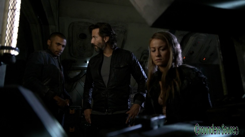 The 100 Season Three Episode Eight Terms and Conditions-2098
