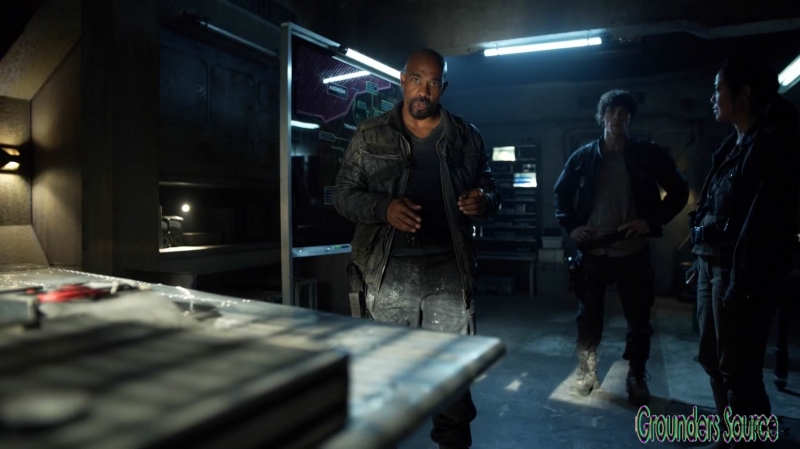 The 100 Season Three Episode Eight Terms and Conditions-2034
