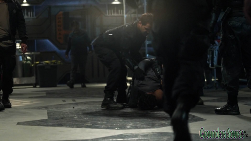 The 100 Season Three Episode Eight Terms and Conditions-1857
