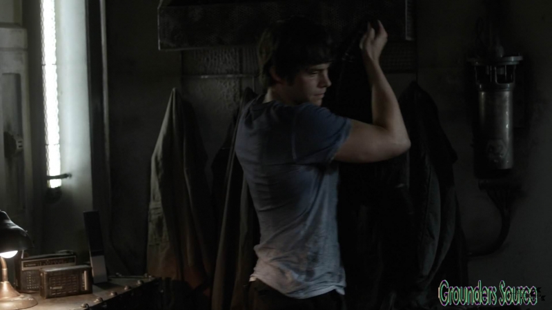 The 100 Season Three Episode Eight Terms and Conditions-1146
