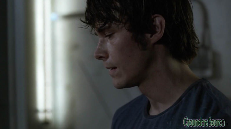 The 100 Season Three Episode Eight Terms and Conditions-1118
