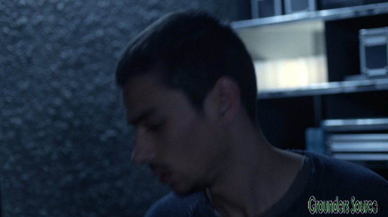 The 100 Season Three Episode Eight Terms and Conditions-1030
