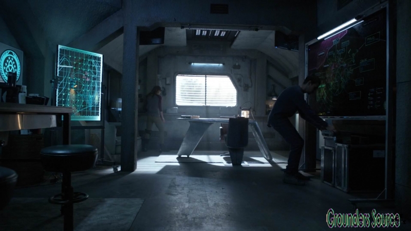 The 100 Season Three Episode Eight Terms and Conditions-998
