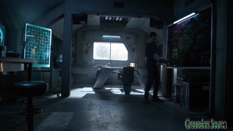 The 100 Season Three Episode Eight Terms and Conditions-995
