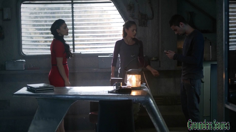 The 100 Season Three Episode Eight Terms and Conditions-923
