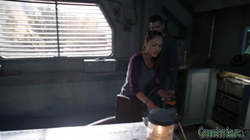 The 100 Season Three Episode Eight Terms and Conditions-877

