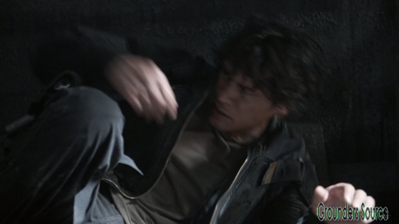 The 100 Season Three Episode Eight Terms and Conditions-660
