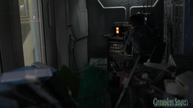The 100 Season Three Episode Eight Terms and Conditions-639

