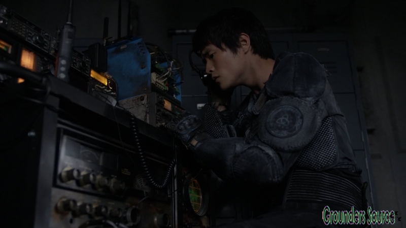 The 100 Season Three Episode Eight Terms and Conditions-636
