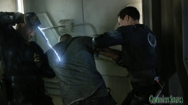 The 100 Season Three Episode Eight Terms and Conditions-610
