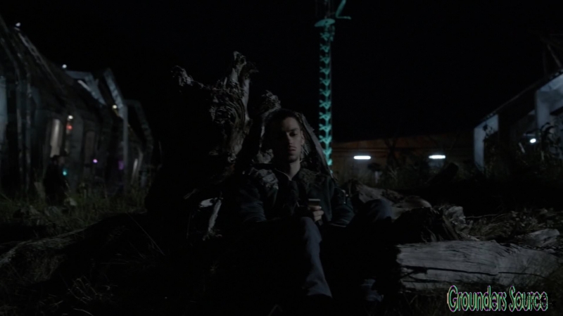 The 100 Season Three Episode Eight Terms and Conditions-155
