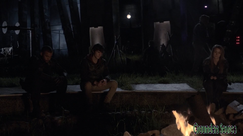 The 100 Season Three Episode Eight Terms and Conditions-138
