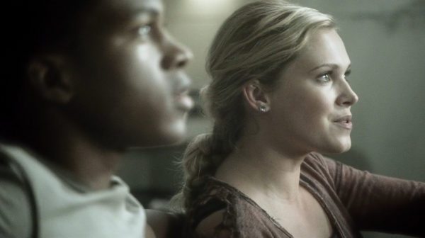 The Earth Kills Season One Episode Three-2461
