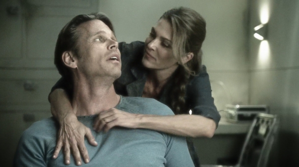 The Earth Kills Season One Episode Three-2448
