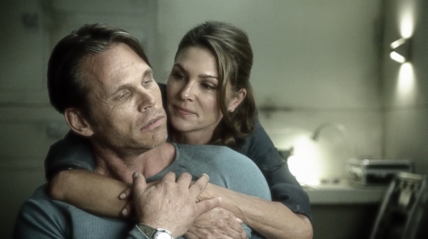 The Earth Kills Season One Episode Three-2439
