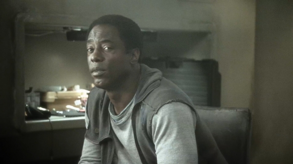 The Earth Kills Season One Episode Three-2430
