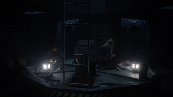 The Earth Kills Season One Episode Three-2413
